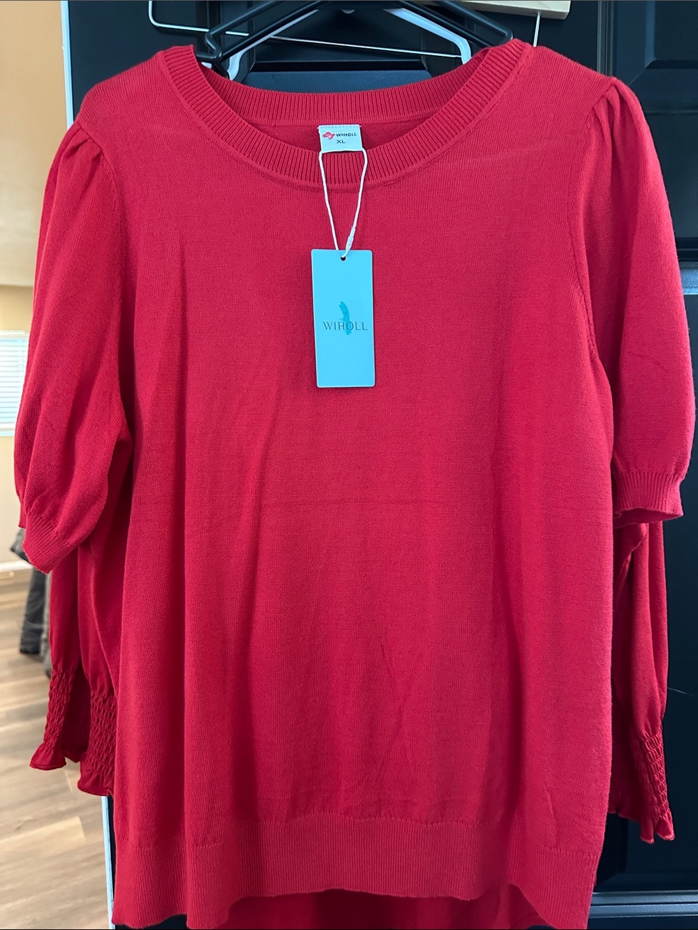 Dell Red Short Sleeve Knit Top with Round Neck